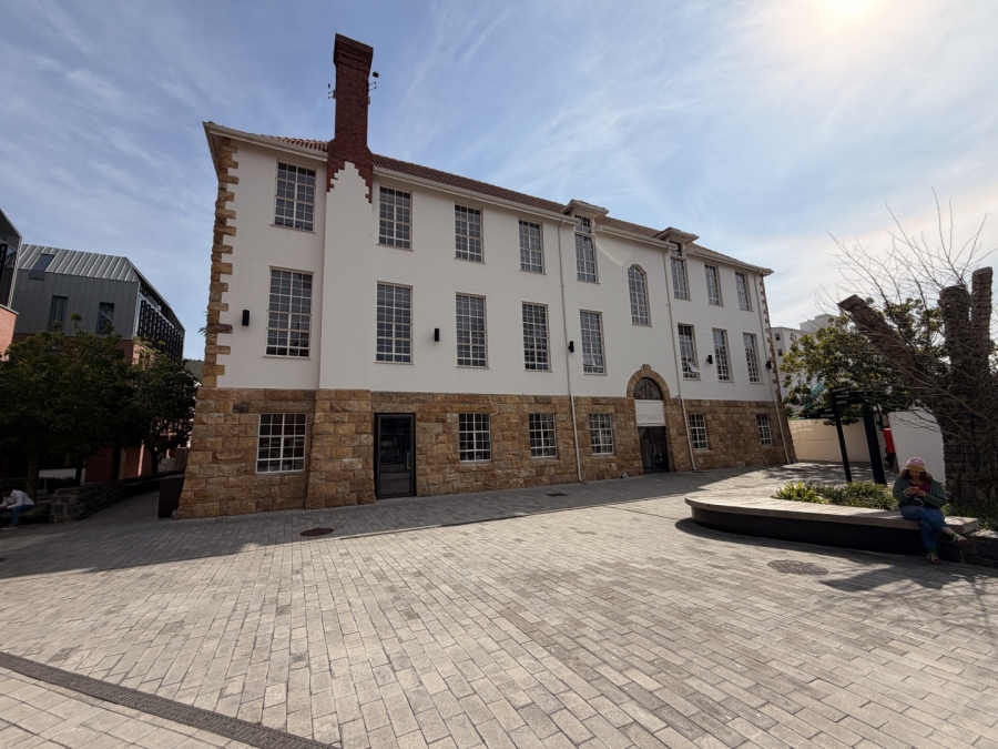 To Let Commercial Property for Rent in Gardens Western Cape